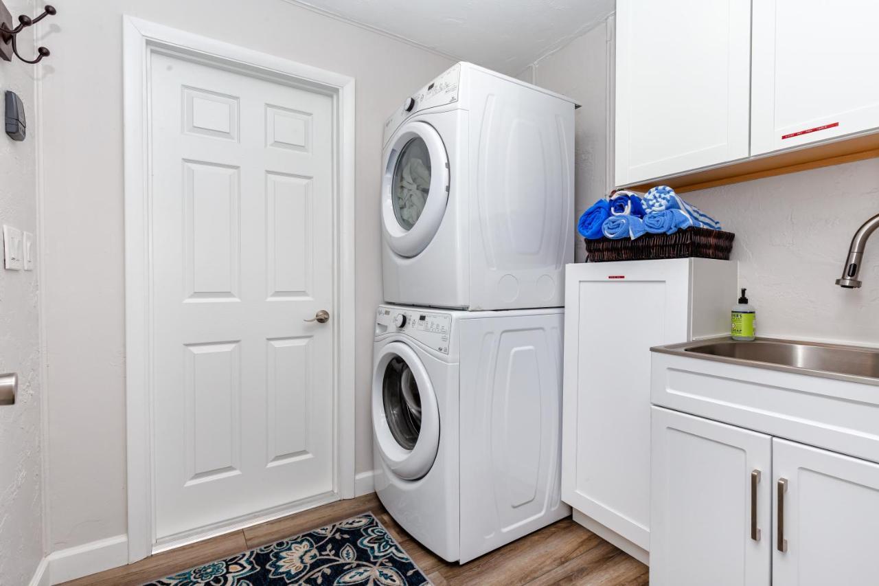 Modern Home, Heated Pool, Close To Beaches! Tarpon Springs Ngoại thất bức ảnh